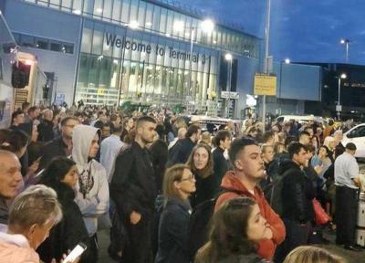هزاران مسافر فرودگاه منچستر سرگردان شدند