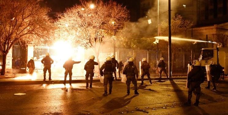 تظاهرات در یونان به خشونت کشیده شد