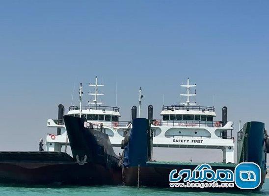 2 فروند کشتی ساخت ایران در بندرعباس به آب انداخته شد