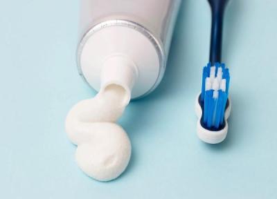 17 مزایا و عوارض خمیردندان سفید کننده ، واقعا دشمن مینای دندان است؟